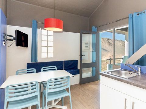 APPARTEMENT 4 personnes - CLASSIQUE DUPLEX (zone animée) - 2P4QDA