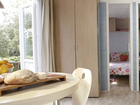 MOBILHOME 6 personnes - Mobil-home | Comfort | 3 Ch. | 6 Pers. | Terrasse surélévée non couverte