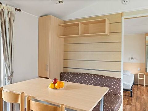 MOBILHOME 4 personnes - PMR | Comfort | 2 Ch. | 4 Pers. | Terrasse surélevée non couverte | Clim.