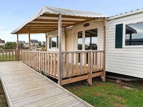MOBILHOME 4 personnes - PMR | Comfort | 2 Ch. | 4 Pers. | Terrasse surélevée non couverte | Clim.