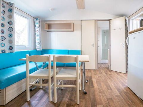 MOBILHOME 4 personnes - Mobil-home | Comfort | 2 Ch. | 4 Pers. | Terrasse surélevée non couverte | 2 SDB | Clim. | TV