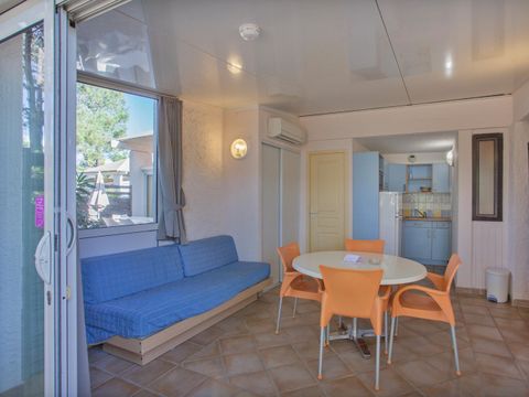 BUNGALOW 5 personnes - Classique Bung 2 chambres 5 personnes Terrasse
