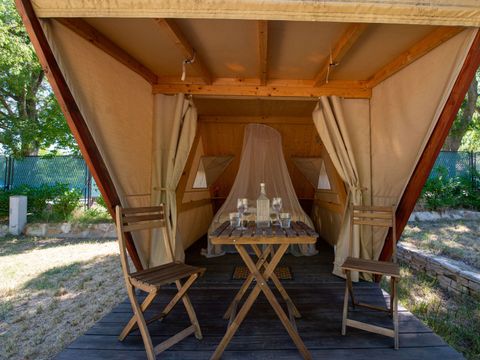 Tente en toile et en bois 2 personnes - Nateko, sans sanitaires
