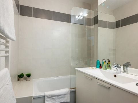 APPARTEMENT 4 personnes - G/360_2 PIECES 4 PERSONNES