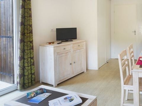 STUDIO 4 personnes - G/368 - studio + cabine - 4 personnes