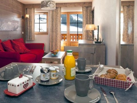 APPARTEMENT 8 personnes - G/340- 3 pièces + cabine