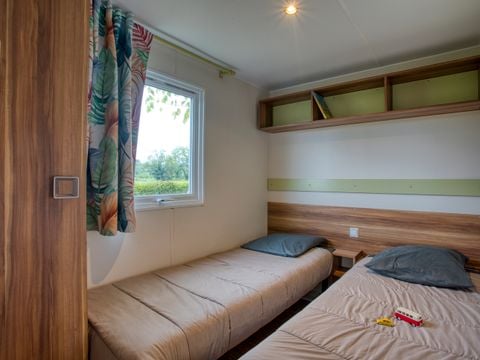 Mobilhome 4/5 personnes - Terrasse semi couverte