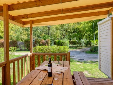 Mobilhome 4/5 personnes - Confort - 2 chambres - Terrasse couverte