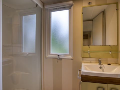 MOBILHOME 5 personnes - Mobil-home Confort 2ch Terrasse couverte 4/5 pers