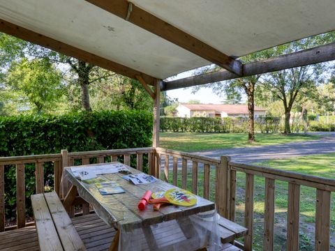 Mobilhome 1/5 personnes - Tit'home bâche et terrasse - 2 chambres - SANS san