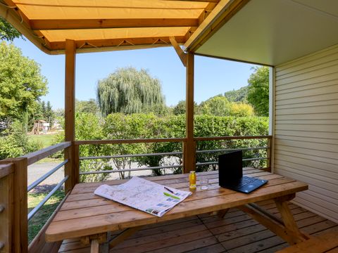 Mobilhome 6 personnes - Privilège - 3 chambres - TV lave-vaisselle
