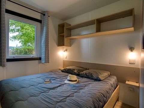 Mobilhome 6 personnes - Privilège - 3 chambres - TV lave-vaisselle