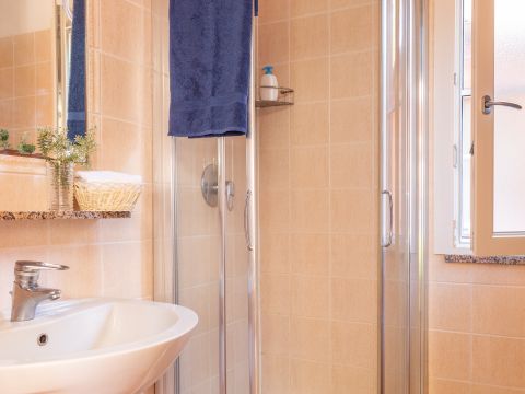 APPARTEMENT 4 personnes - Cottage - Sous l'océan