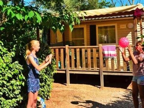 MOBILHOME 8 personnes - 5 Pièces 8 Personnes TV + Clim