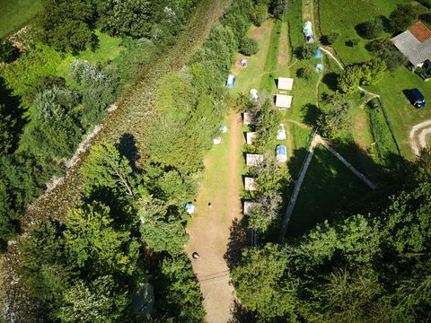 TENTE 3 personnes - Tente avec couchages (sans sanitaires privés)