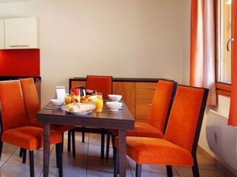 APPARTEMENT 8 personnes - G/344_3/4 PIECES CABINE 8 PERSONNES