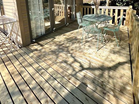 CHALET 4 personnes - CONFORT - petit déjeuner, draps et linge inclus - hébergement sans cuisine