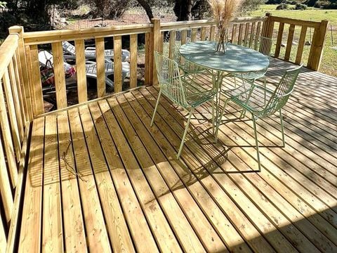 CHALET 4 personnes - CONFORT - petit déjeuner, draps et linge inclus - hébergement sans cuisine