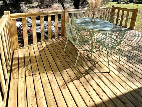 CHALET 4 personnes - CONFORT - petit déjeuner, draps et linge inclus - hébergement sans cuisine