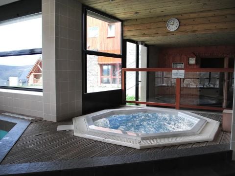  Résidence Goélia Le Hameau de Balestas - Camping Hautes-Pyrénées - Image N°4