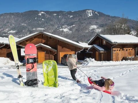 Résidence Goélia Les Chalets Du Bois De Champelle - Morillon