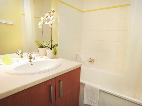 APPARTEMENT 4 personnes - G/364_2 PIECES 4 PERSONNES