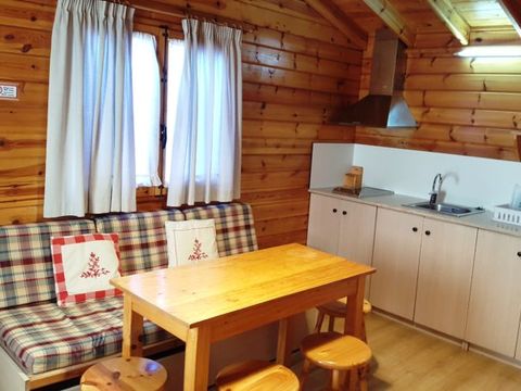 BUNGALOW 4 personnes - Bungalow Aneu