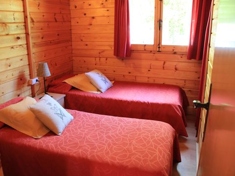 BUNGALOW 4 personnes - Bungalow Aneu