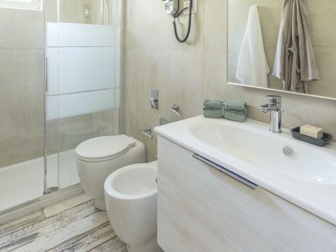 MAISON 6 personnes - HOME LIMO