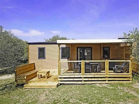 Mobilhome 6 personnes - Premium | 3 Ch. | 6 Pers. | Terrasse surélevée | 2 SDB | Clim. | TV