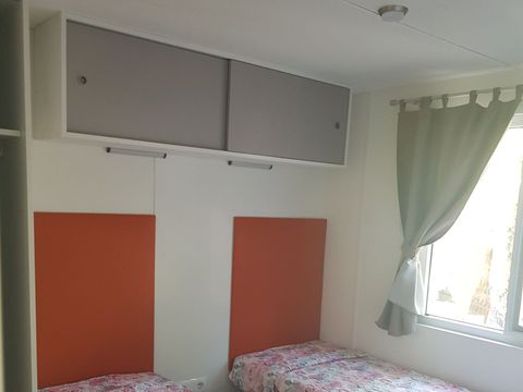 MOBILHOME 4 personnes - CONFORT AVEC DEUX SALLES DE BAINS