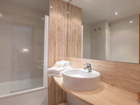 APPARTEMENT 5 personnes - A4 - 2/5 personnes