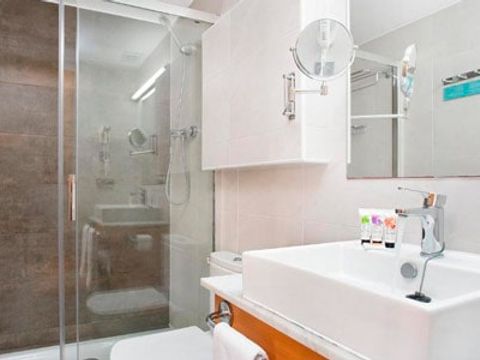 APPARTEMENT 4 personnes - A3 - AP. 2/4 OCUPACION 4 PAX