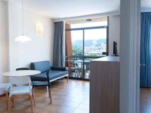 STUDIO 3 personnes - A1