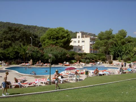 Apart-Hotel GHT Tossa Park - Camping Girona
