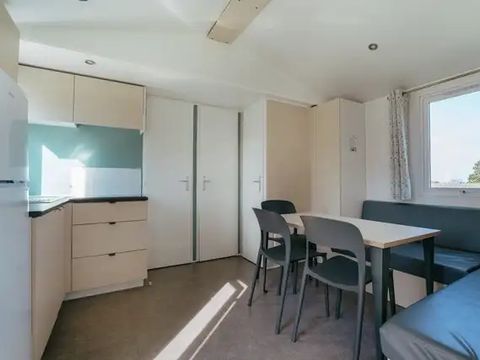 MOBILHOME 6 personnes - 4 pièces Accueil lit bébé impossible