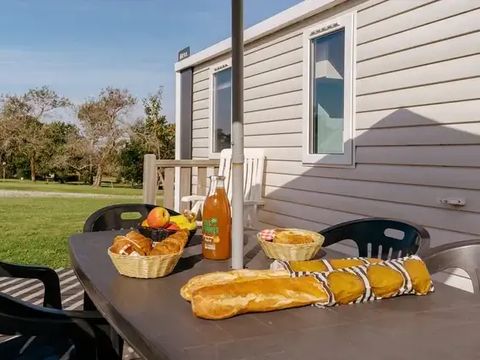 MOBILHOME 6 personnes - 4 pièces Accueil lit bébé impossible