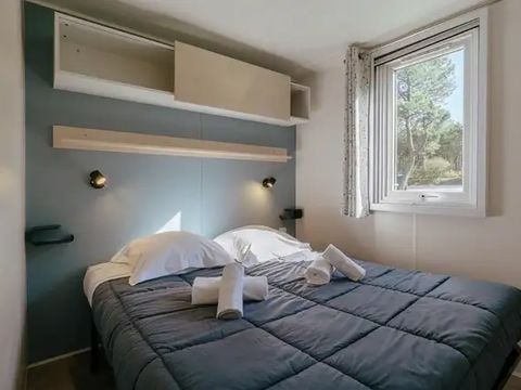 MOBILHOME 6 personnes - 4 pièces Accueil lit bébé impossible