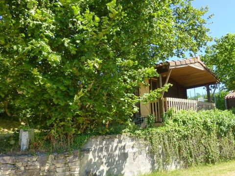 CHALET 4 personnes - Chalet Standard 25m² (2 chambres) 2 adultes et 2 enfants- Terrasse couverte 10m² - Sans sanitaires 4 pers