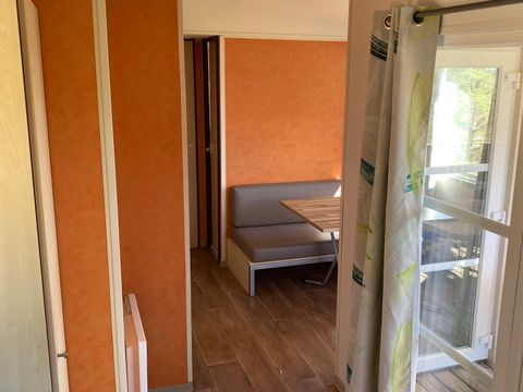 MOBILHOME 5 personnes - Mobil-home Chêne Confort 23m² (2 chambres) - Terrasse couverte 10m² - Dimanche/Dimanche 5 pers