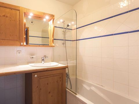 APPARTEMENT 4 personnes - ESSENTIEL BALCON - 2P22E