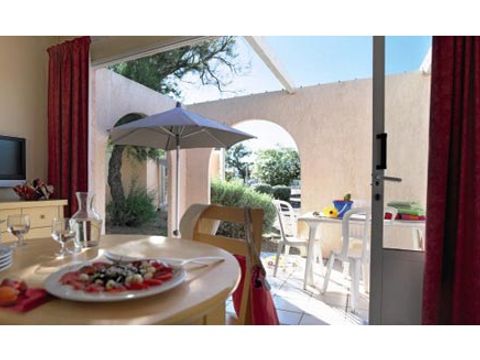 BUNGALOW 4 personnes - Essentiel (3P4CB)