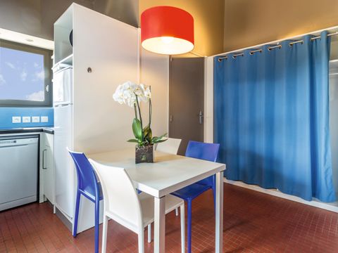 Appartement 5 personnes - Classique Apt Chambre 5 personnes Terrasse (H)