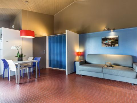 Appartement 5 personnes - Classique Apt Chambre 5 personnes Terrasse (H)