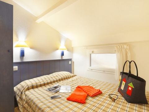 APPARTEMENT 5 personnes - 2 PIECES - MEZZANINE