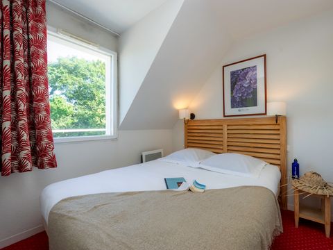 APPARTEMENT 7 personnes - G/295_3 PIECES CABINE 6/7 PERSONNES COTE PISCINE