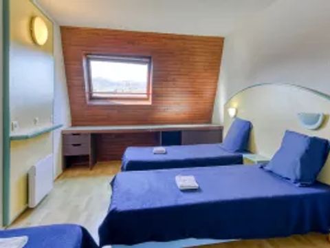 CHAMBRE 4 personnes - Chambre quadruple