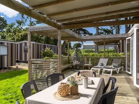 MOBILHOME 6 personnes - Cabane Premium 4 Pièces 6 Personnes Climatisée + TV