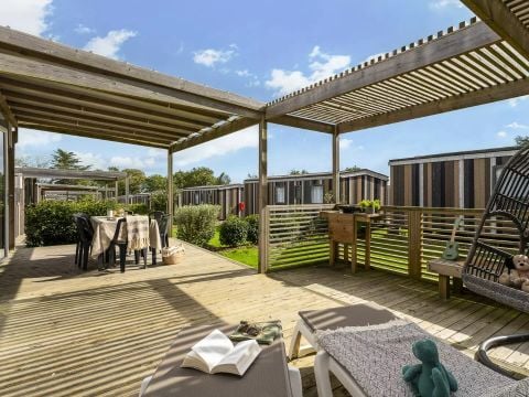 MOBILHOME 6 personnes - Cabane Premium 4 Pièces 6 Personnes Climatisée + TV