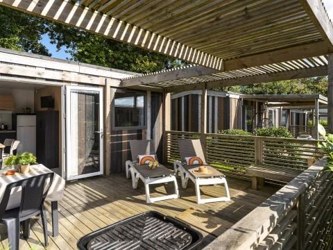 MOBILHOME 4 personnes - Cabane Premium 3 Pièces 4 Personnes Climatisée + TV